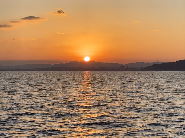 �m�ォ�猩��A��������o��^���Ԃȑ��z�͊������̂ł�_Bac wave of beppu