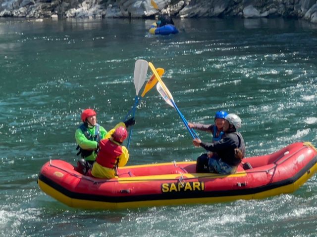 �F�ŁA�C�F�[�C���Ă��Ă鏊�̎ʐ^�ł��I�ō��Ɋy�����ł��I_�l����l�q����V�с@�͂���߂���VACATION