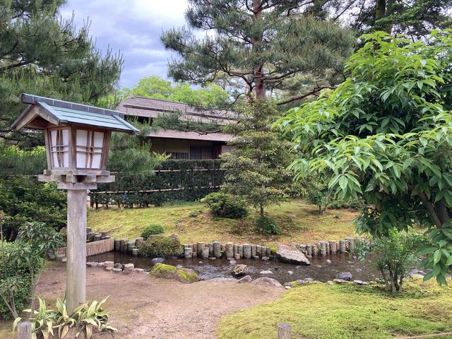 徽軫灯籠(兼六園）】アクセス・営業時間・料金情報 - じゃらんnet