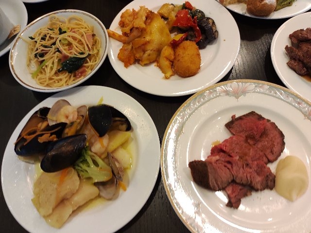 ����ށ@���[�X�g�r�[�t
�p�X�^�@�`�[�Y�n_�����z�e�����o���g����