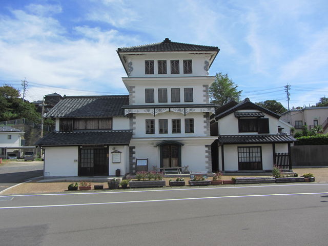 �V�����g���[�̐������`�ł�_�l�K�O