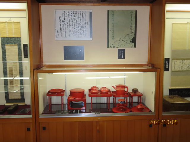 X̌F񂳂̉ixƏZ̓eʐ^2