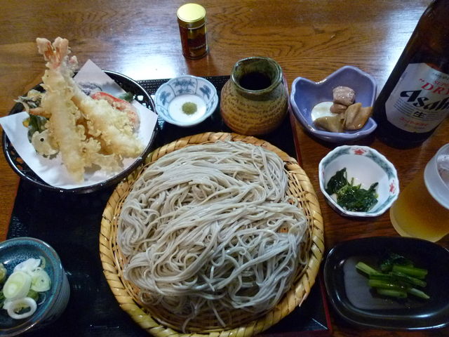 �吷�G�r�V����_��ł����΂̏h�Γc��