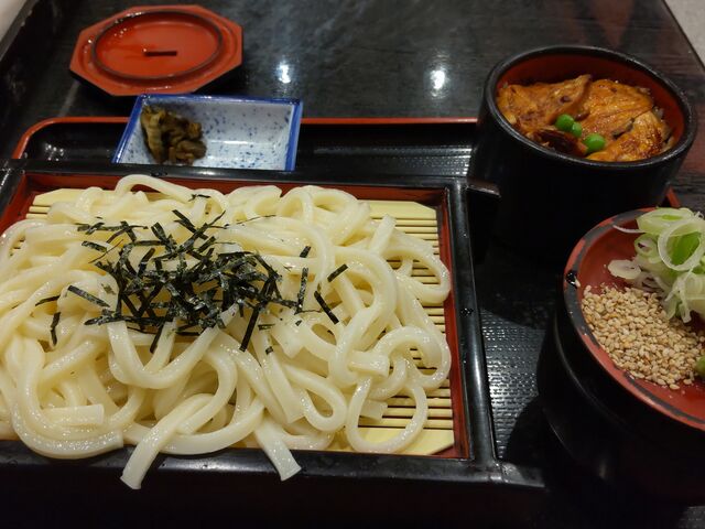 ǂƌ{̘̃ZbgBQn炵j[łB_o胂g[X