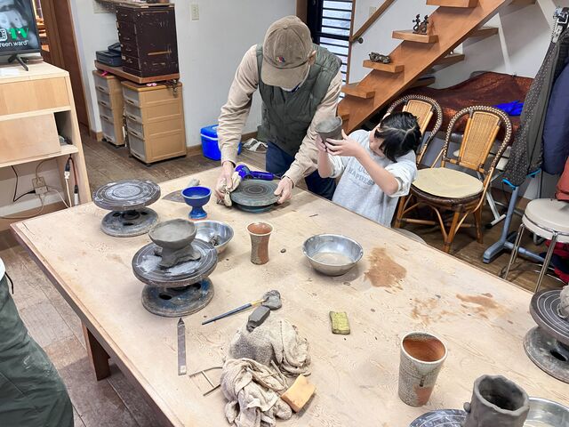 �Ƒ��ő̌����܂���
�ƂĂ��e�؂ł��b���ʔ��������ł�
_��˗q