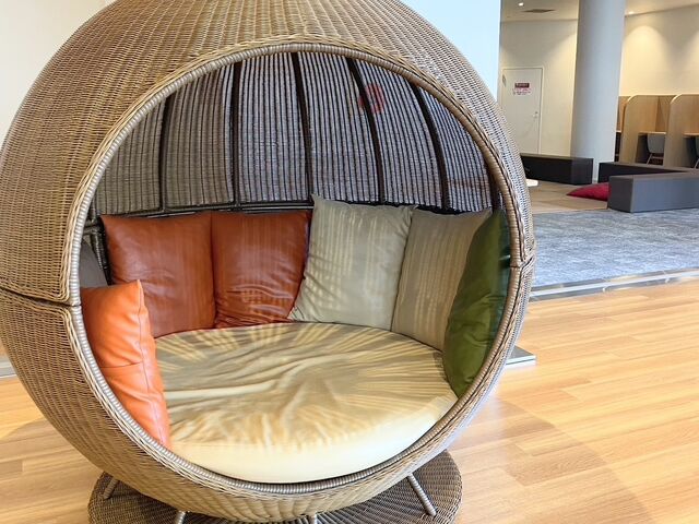 �Ȃ񂾂��閧�̘b���������Ȃ�i�΁j�q�ǂ����ԈႢ�Ȃ���т����B_�������ד�������