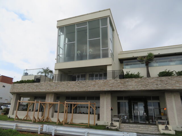 TUr[`JtF_TUr[`JtF southern-beach cafe