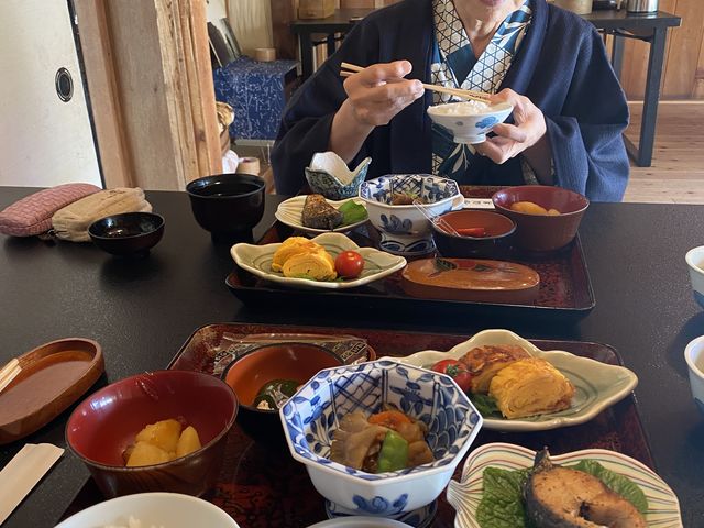 �H��_�n������