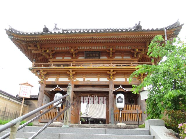 mɂ͋j[ƒ|ɐ̒񓔂Ă܂B_m