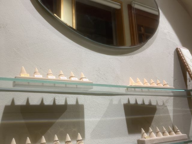 �X���̗l�q_nane tokyo �L���b�g�X�g���[�g�X