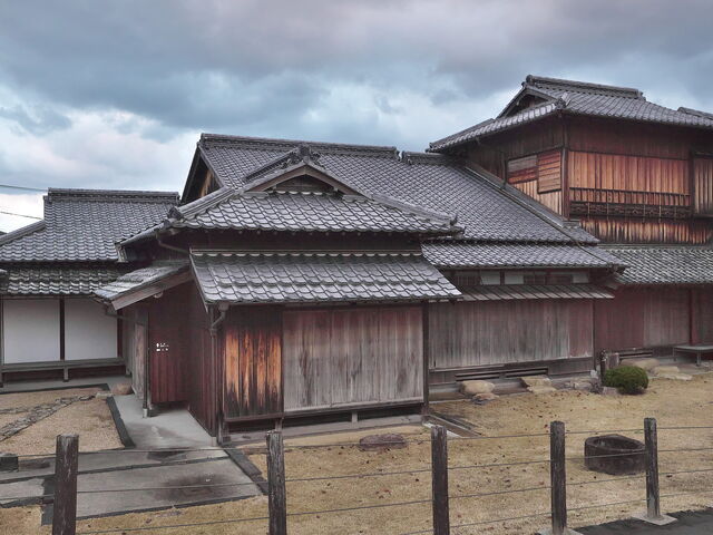 sklfh����̓n���䑠����̓��e�ʐ^1