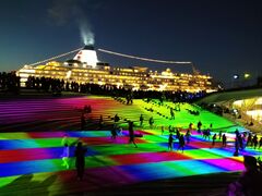 chico����̉��l�`�傳�񋴍��ۋq�D�^�[�~�i���ւ̓��e�ʐ^1