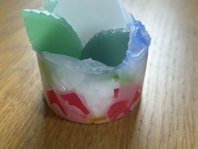 ���ʂɂ������ڂ��C���[�W���܂����B_Yuragi Candle