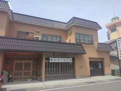 �\�t�g�ȏ��S�^�J 62�΂���̓��̉w ��[���󒎂ւ̓��e�ʐ^1