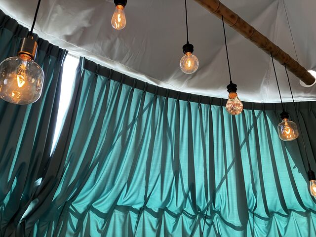 �J�[�e���߂��l�q_BAMBOO RESORT MIHAMA �q