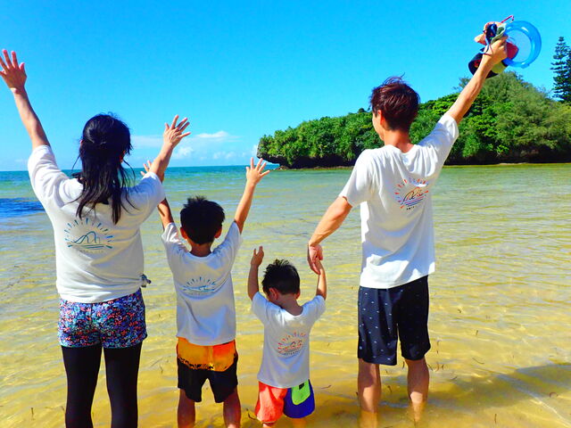 �O���X�{�[�g�ŗV�񂾌�͒��ւ��ĉ���r�[�`�ŊC�V�сI_�w�q���̗V�я�x �}�����V���b�v��