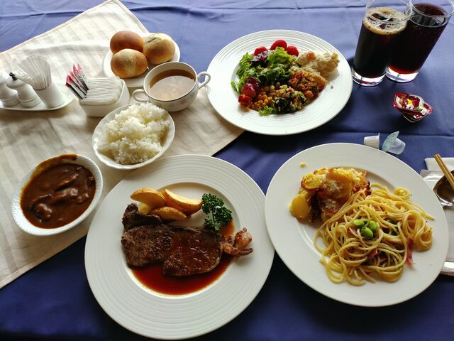 1���ڂ̐H��_����N���X�g���z�e��