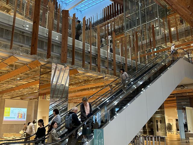 ���̓V��ւƍL������ԁA��u�ɂ��Ă��̔��p�ق̗��ɂȂ��Ă��܂����B_�x�R�s�K���X���p��