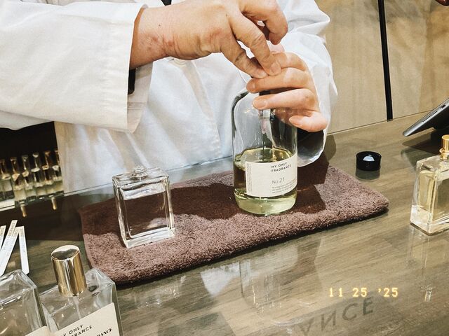 �������Ă��������Ă���Ƃ���_MY ONLY FRAGRANCE NAGOYA