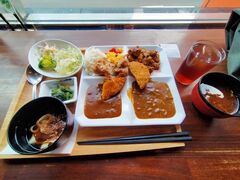 �_�C�j���O�l�G�ʂ̎ʐ^1