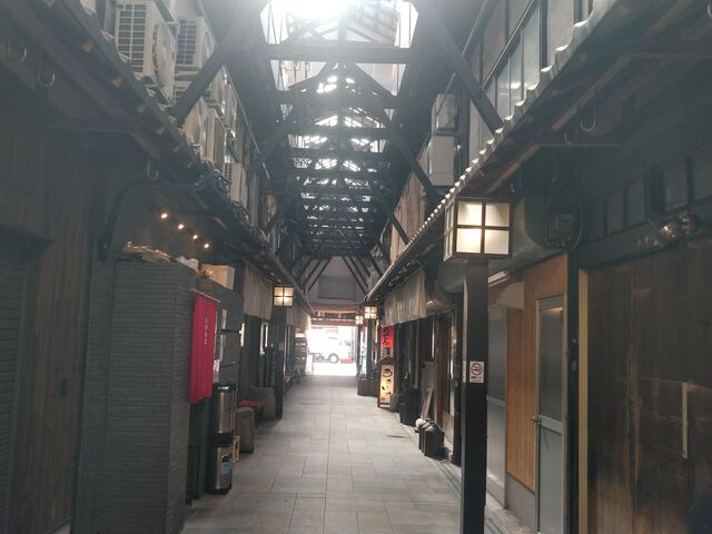 ���X�X�H�n���̌��ݎs��_�J�o���X�g���[�g