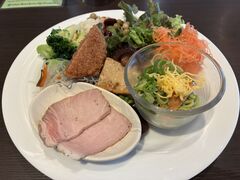 �A�[�o���z�e�����s����v���~�A���̎ʐ^3