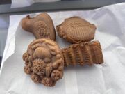 �g������̌��c�ؑ��Ɛl�`�Ė{�܂̓��e�ʐ^1