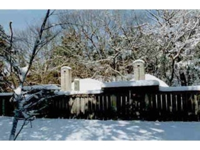 �a�ӒJ���R�ˎ�r�c�ƕ揊�̎ʐ^1