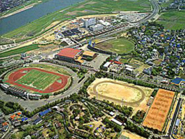 �v���đ����X�|�[�c�Z���^�[