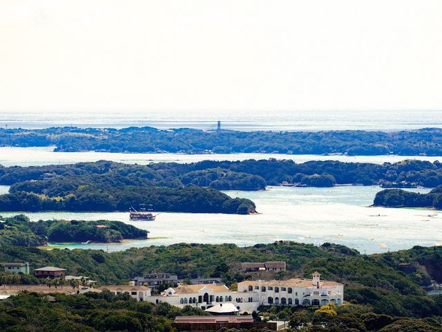 �����G�X�p�[�j���N���[�Y