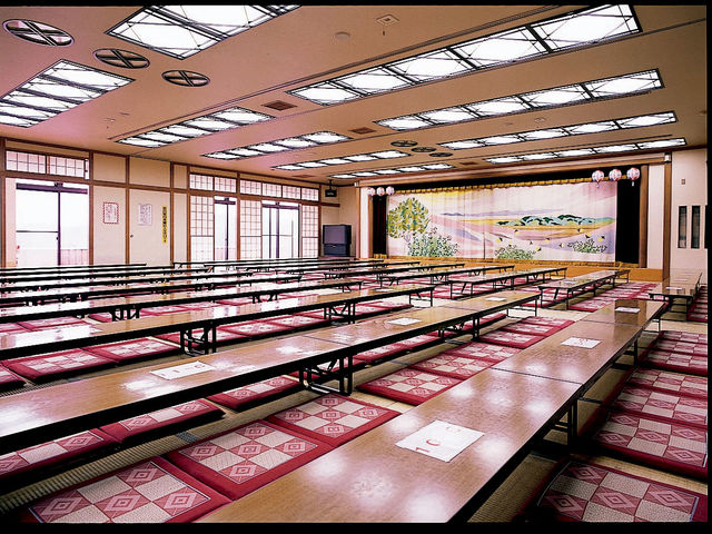 ��L��_��������������N�t