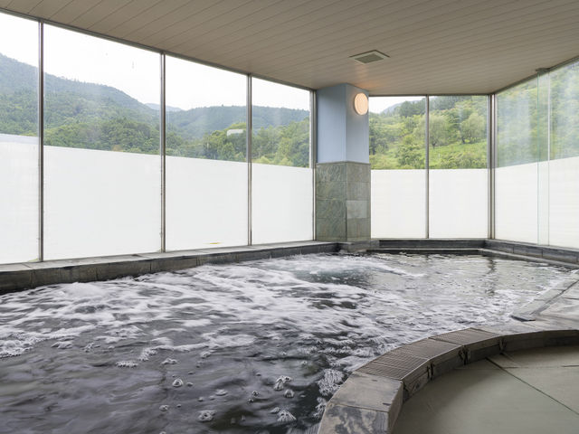 青石の湯_神山温泉ホテル四季の里&癒しの湯