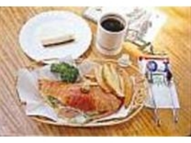 pP[LyɊy߂_R[q[nEX@[R