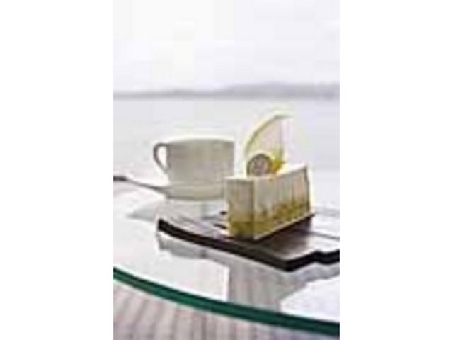 ̊C]łJtFœʂȎԂ_@~[@hD@AbV