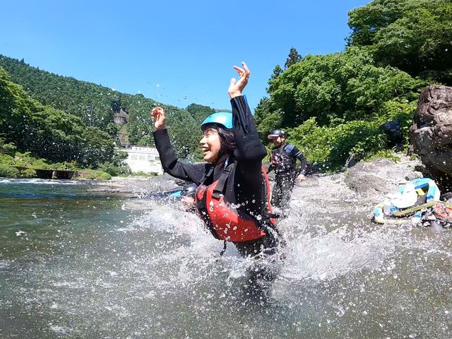 ���o�[�{�[�h�N���u