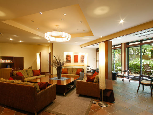 �`���r�[�`�@����̗΂ɖ�����Ȃ���A�������\�t�@�ł��x�e���B_���Ă��ȗ�