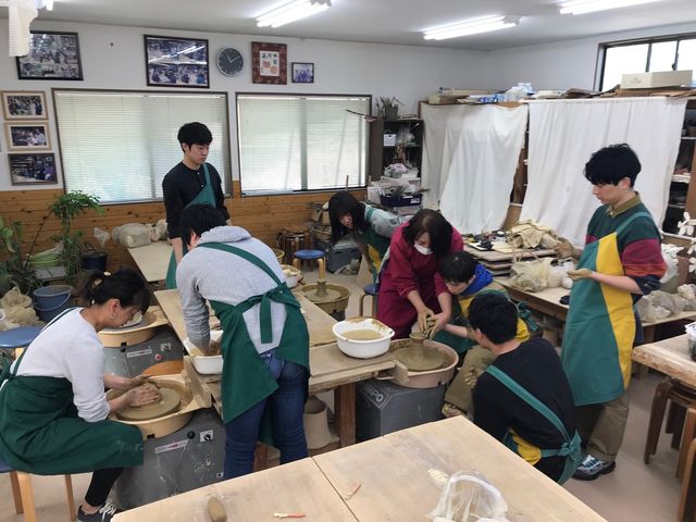 �d�����N���̌��͊y�����ĊF���񏭂������C���ɐ���オ��܂��B_���|�̗� �ۓc�q