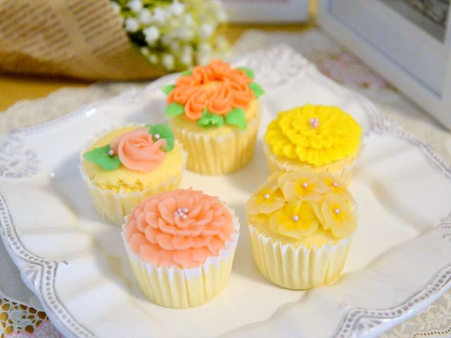 ������ɐH�g��h���C�p�E�_�[�ł��D���ȐF��t���A���܂��܂Ȍ������g���Ă��Ԃ��i��A�J�b�v�P�[�L�̏�ɉ����f�R���[�V�������Ă݂܂��傤�B_�A���}�g���[�g�����g�v���C�x�[�g�T����Come to do