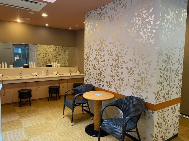 �����p�E�_�[���[��_�V�R����@�A�p�X�p���򒆉�