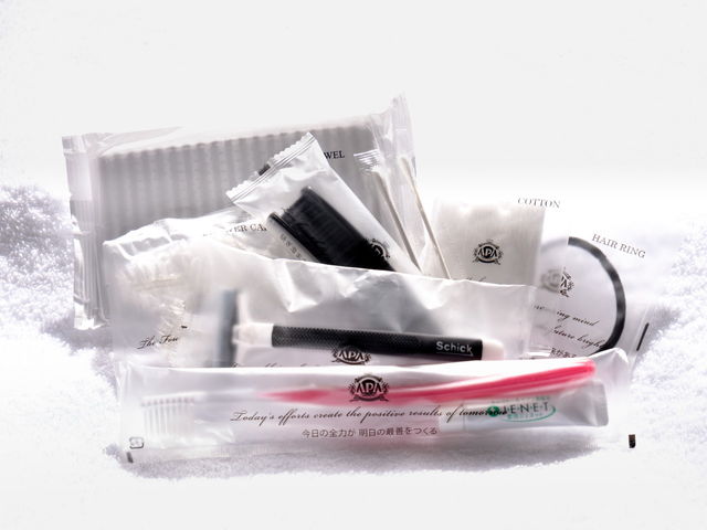 �A���j�e�B�i�̔��p�j_�V�R����@�A�p�X�p���򒆉�