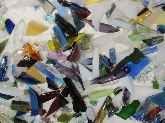 �I�ׂ�K���X�̃A�N�Z�T���[����_�n��H�[�@N