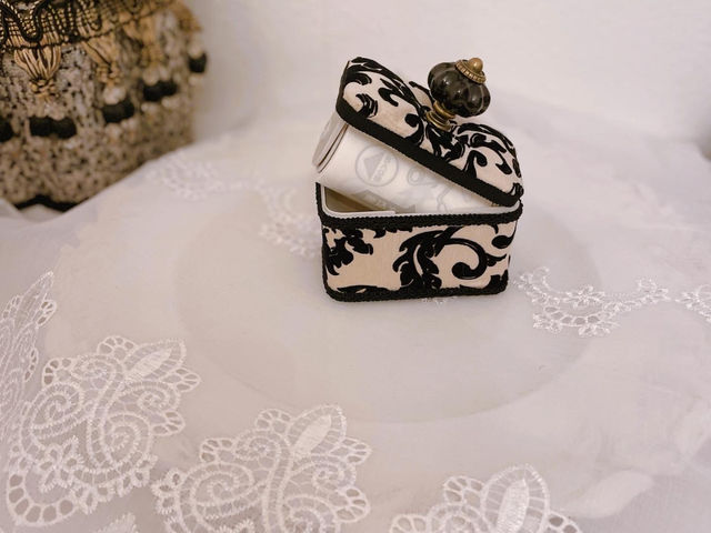 �~�j�R���R���N���[�i�[
�R�����ƃf�X�N�̏�ɂ�����^�C�v_�J�t�F�~�i�[�W�� �|�[�Z���[�c�@��l�����̂����� mimosa*salon22