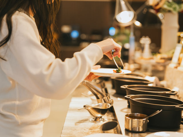 ���������ƌ��N�̃o�����X���؂ɂ��A�������Ɨ���鎞�Ԃ̒��ł��y���݂��������܂��B
_�z�e��JAL�V�e�B�D�y���������@�J�t�F�@�R���g���C��