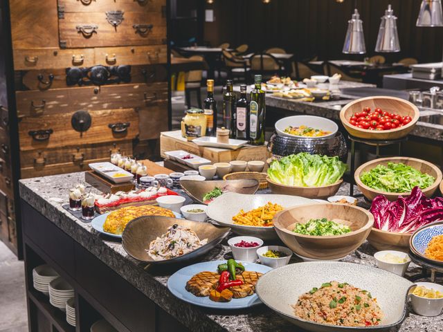 �����`�u�b�t�F_�_�[���E�I�� ���s