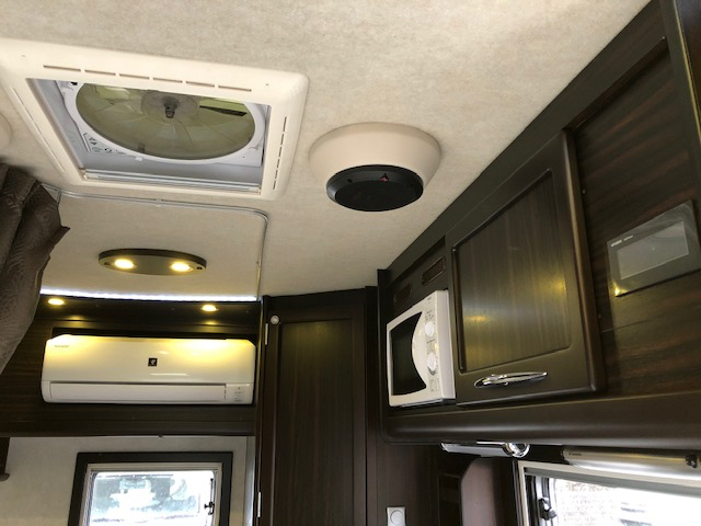 �L�����s���O�J�[�����^�� CANTAL��䓌�X