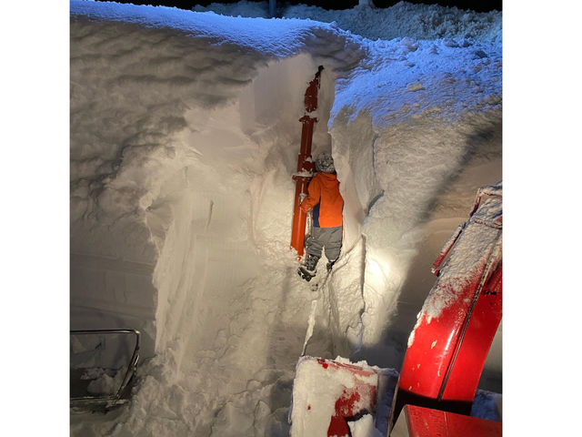 ����̌�����낤���ȁB���̎ʐ^�͋ߏ��̏��ΐ����@��o���Ă���Ƃ���B�Ⴊ�����̂Ŕw�̍������ΐ����X�^���_�[�h�ł��B_��悢�_��