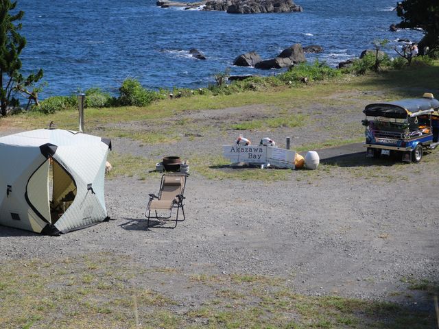 �b��̃e���g�T�E�i�����p�ӂ��Ă��܂��B
�C�������C�H�ɓ��̊C���ōō��̂ƂƂ̂��̌����I
�e���g��̓T�E�i�т�BBQ?_AkazawaBay �C�̃L�����v��