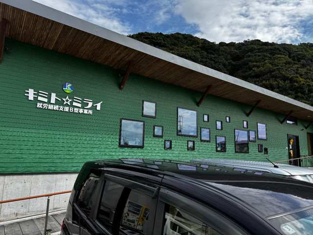 AJpxB^Ə L~g~C̎ʐ^1