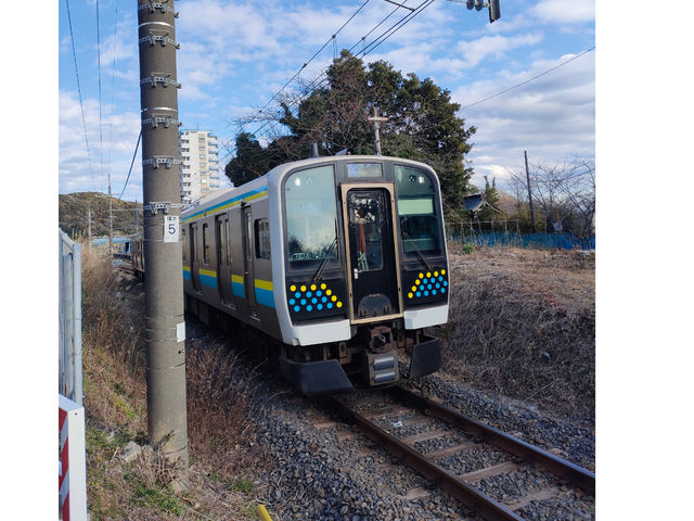 �Ԋ}�R�̖ڂ̑O�ɂ͓��[���̐��H�I_�ό��_�R �]���Ԋ}�R