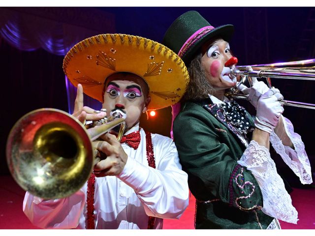 �������l�C�҂̃N���E���i�����t�j�����܂���i�T�[�J�X�ł́u�s�G���v�Ƃ͌���Ȃ���ł����j_�|�b�v�T�[�J�X�x�m����